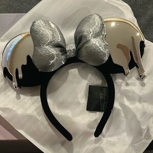 Limited Release Disney 100 Platinum Drip Minnie ears